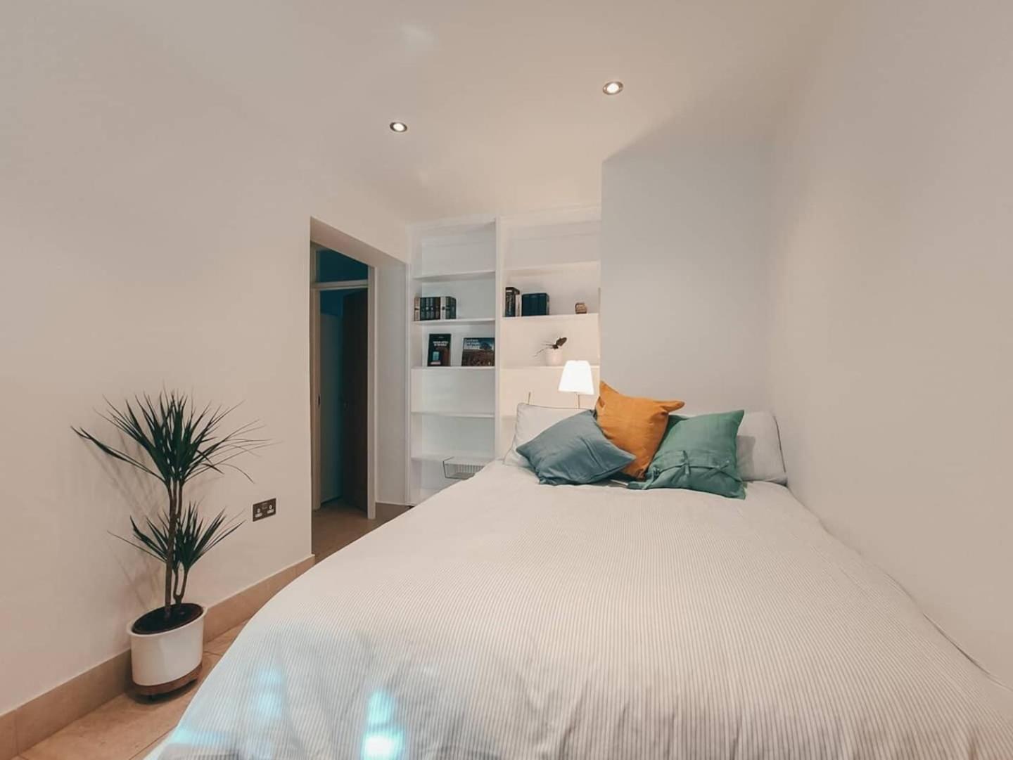The Sandy Studio Flat In Petersham Strawberry Hill Экстерьер фото